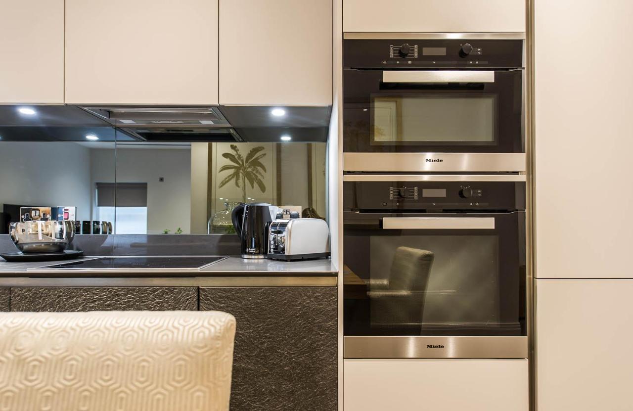 Chancery Quarters - 124 Chancery Lane Лондон Екстериор снимка