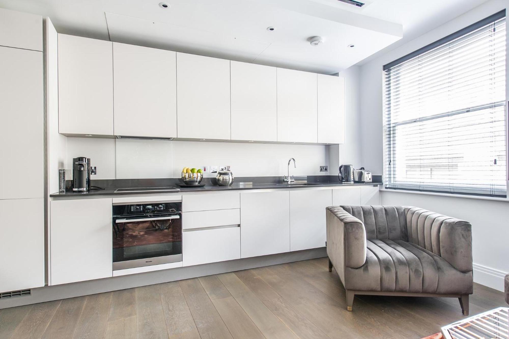 Chancery Quarters - 124 Chancery Lane Лондон Екстериор снимка